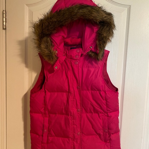 GAP Jackets & Blazers - 🍀$8🍀 Gap Puffer Vest (Sz S)